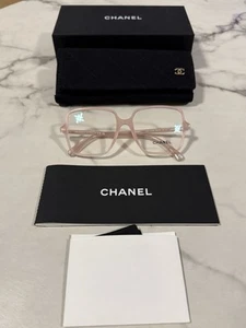 Chanel Korrekturfassung mit Verpackung & Etui. UVP: 300€, VK: 180€ - Bild 1 von 10