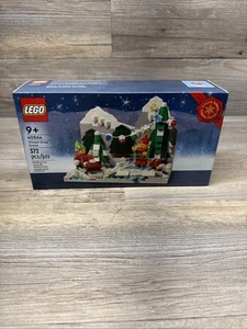 LEGO #40564 Winter Elves Scene Limited Edition Christmas Set New Sealed - Picture 1 of 3