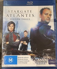 Stargate Atlantis: Season 3 (Blu-ray, 4 Discs) Like NEW Free Post TV Show 4 Disc