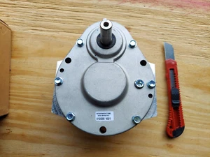 Nuevo reductor de engranajes Taylor P012235-SER para equipos de servicio suave 012235 Maybar - Imagen 1 de 5