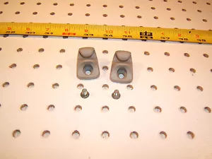 Mercedes W208 CLK Cabriolet soft top sides Left & Right 1 set of 2 Clip,2 Screws - Picture 1 of 12
