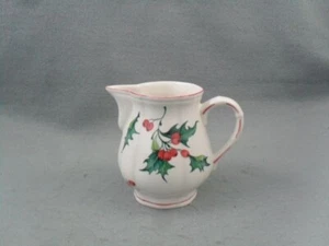Vlileroy and Boch Holly Milk Jug - Picture 1 of 1
