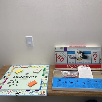Vintage 1975 Monopoly Game Parker Brothers No.9  Real Estate Trading COMPLETE - Image 1 of 4