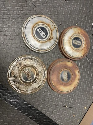 1967-1973 FORD TRUCK F100 10 1/2 «СОБАКА ТАРЕЛКА КОЛПАКИ КОЛЕС НАБОР ИЗ 4 TORINO FALCON - Изображение 1 из 4