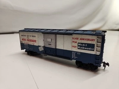 Vintage Mantua HO Model Railroader 25th Silver Anniversary 40’ Box Car - Image 1 of 4