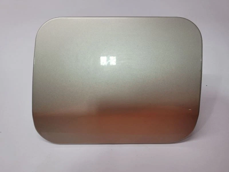 2005-2010 CHRYSLER 300 FUEL FILLER DOOR GOLD  - Image 1 of 4