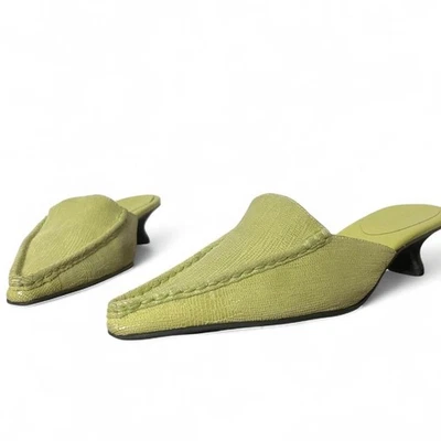 St. John's Bay "Miranda" Cuero Verde Lima Punta Gatito Tacón Mules Talla 6.5 Foto 1 de 4
