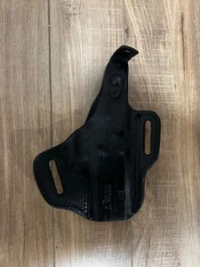 Gould & Goodrich B802-9LH Two Slot Pancake Holster, Black - Picture 1 of 2