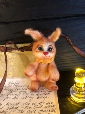 Croshe teddy cat toys Handmade beige kitten toy for Blythe Fluffy with history - Image 1 of 4