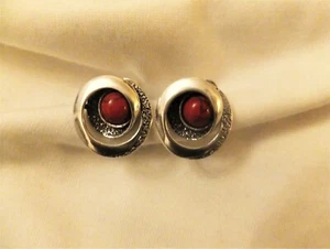 JoliKo Ohrstecke Silber 925 Poliert Glanz Gehämmert Kunst Koralle Rund - Bild 1 von 7