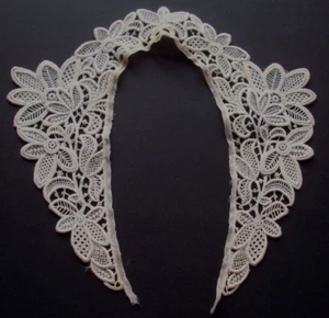 Collar estilo chal de encaje vintage hecho a máquina - Imagen 1 de 3