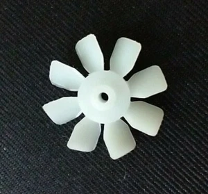 lot of 5 Small Thorgren acetal Plastic Fan 7/8 inch Diameter - Picture 1 of 4