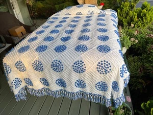 ROYAL WH Hand tufted candlewick hand knotted 5" fringe NU MUSEUM PIECE 83x104 NU - Picture 1 of 9