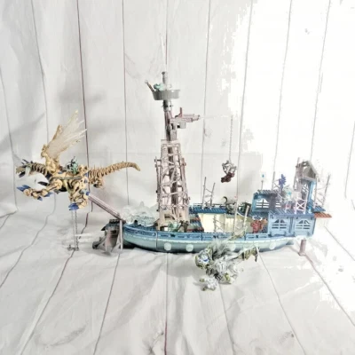  Fire & Ice Dragon Vorgan Ice Fang Ship Mega Bloks - Image 1 of 4