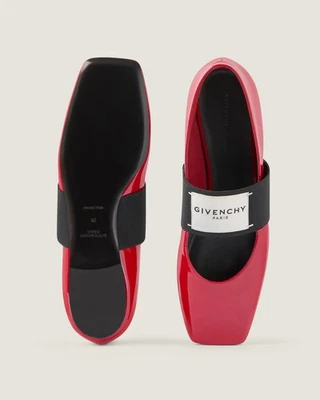 Bailarina plana Givenchy punta cuadrada en charol rojo intenso, talla IT39 Foto 1 de 4