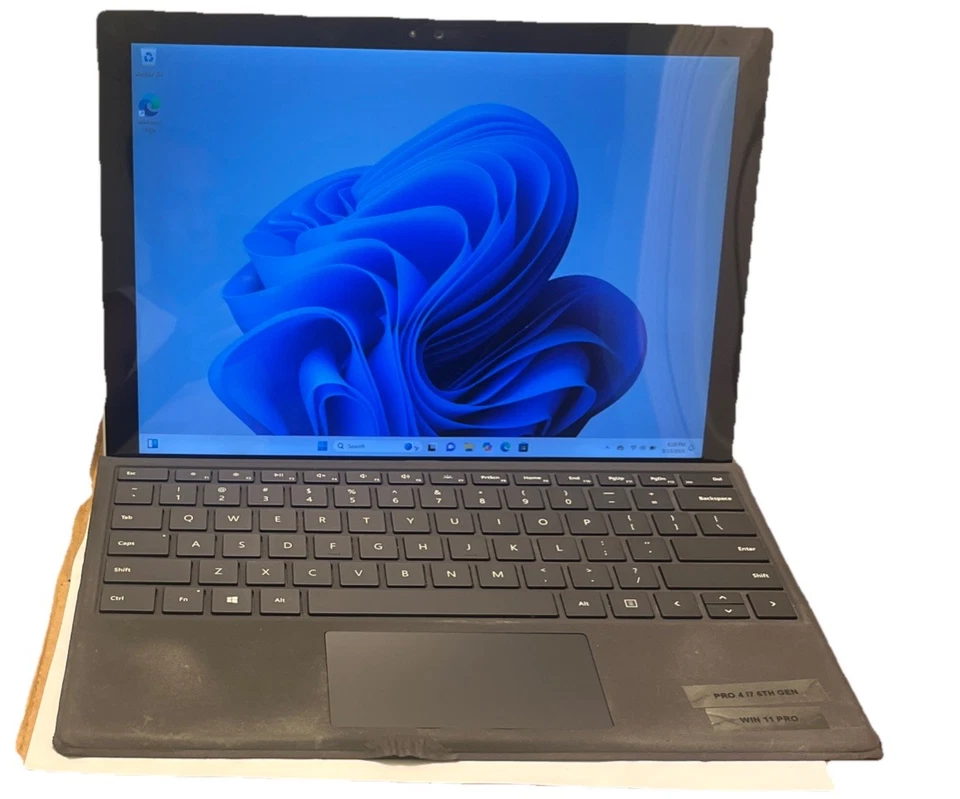 Microsoft Surface Pro 4 Intel i7-6650U @ 2.20GHz 8GB LPDDR3 RAM 256GB SSD WIN 11 - Image 1 of 4