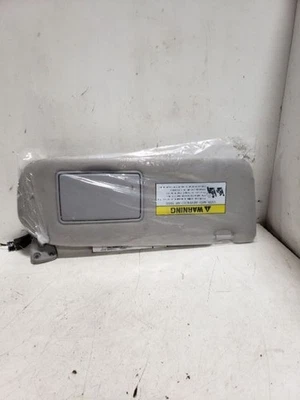 Used Right Sun Visor fits: 2008 Hyundai Sonata illuminated w/o sunroof Right Gra - Image 1 of 3