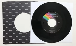 LORETTA LYNN: Love is the Foundation (Vinyl 7" Single) NM - Picture 1 of 2
