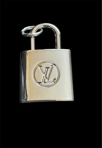 Louis Vuitton Zipper Pull Button Charm Silber Schloss - Bild 1 von 4