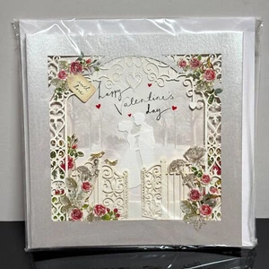 Papyrus HAPPY VALENTINE'S DAY Card FOR THE ONE I LOVE — Clintons of London +✉ - Picture 1 of 8