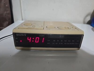 Vintage Sony Dream Machine 1980's ICF-C3W Digital Clock Radio FM/AM Beige Tested - Image 1 of 4