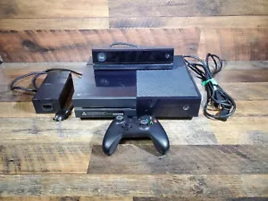 Microsoft Xbox One Konsole Modell 1540 mit Controller und Kinect - Bild 1 von 14