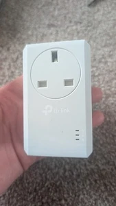 TP-Link AV600 Powerline Adapter with AC Pass Through TL-PA4010P Single Plug UK - Zdjęcie 1 z 5