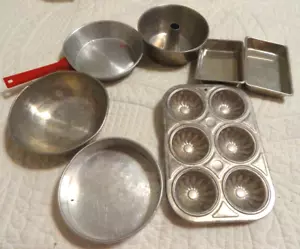 Set Forno Bambini Giocattolo Vintage Padelle Alluminio Metallo Pc Gioco Cucina Cuoco Prescolare - Foto 1 di 2
