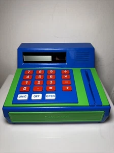 LAKESHORE LEARNING ECHT FUNKTIONIERENDE KASSE MIT GELD - Bild 1 von 5
