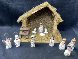 Vintage Mexican Nativity Hand Painted Gold White Manger Scene 12 Piece Pottery - Picture 1 of 7
