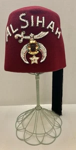 De colección. Prendedor Al Sihah Shriner Fez Sombrero Fieltro Rojo Borla Negra Joya - Imagen 1 de 10