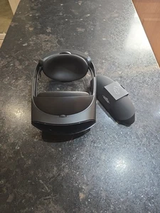 Meta Quest Pro 256GB VR-Headset Only!!! Kein Kabel oder Zubehör!!!! - Bild 1 von 7