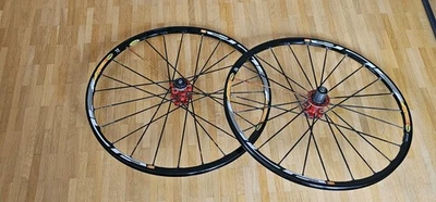 Mavic Crossmax SLR 26 Zoll LRS Scheibenbremse Centerlock - Bild 1 von 4