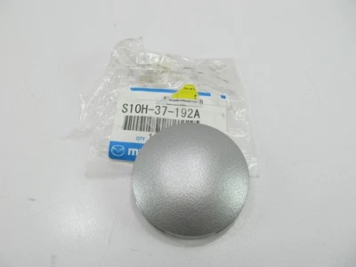 Tapa central de rueda nueva OEM Mazda S10H37192A - 1996-1997 MAZDA MPV SOLO 4x4 Foto 1 de 3