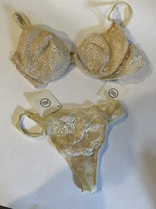 Gorgeous LA PERLA Ivory Lace Bra/ Panties Set- Sz 4- US 38 C-D- NWT - Picture 1 of 5