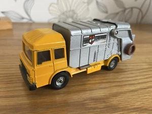 Corgi 1116 Refuse Lorry Shelvoke and Drewry Revopak - Picture 1 of 3