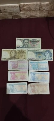 Bonnes of different countries - Image 1 of 4