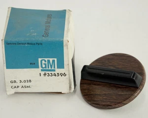 Nuevo de lote antiguo 1973-74 C10 camioneta pickup Fleetside Fleetgrain Gas Gorra #334596 - Imagen 1 de 2