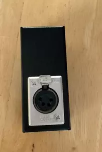 ITT CANNON XLB31 4-pin female connector, used with professional video cameras - Picture 1 of 3