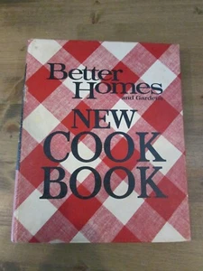 Better Homes and Gardens New Cook Book 5 Ring Binder 1968 Ed. 2nd Printing 1969 - Picture 1 of 10