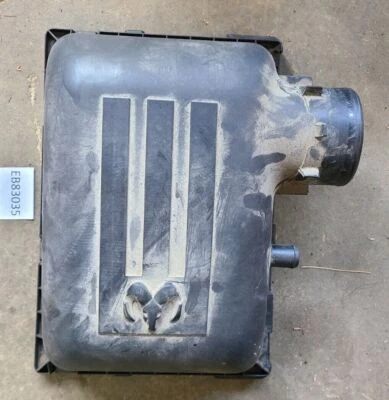 OEM 2009-2018 Dodge RAM 1500 2500 3500 filtro de aire caja tapa cubierta superior solamente Foto 1 de 4