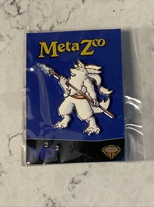 MetaZoo ESCLUSIVA 2023 NYCC Sigillato PIN M2P2 Nuovo - Spilla Amaguq - Foto 1 di 3