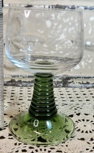 6 Set Roemer Schott Zwiesel Green Ribbed Beehive Stem Wine Glasses Etched 4 oz - Picture 1 of 6