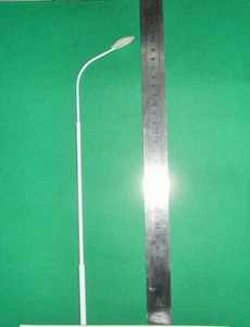 S1-51   1:32  4pcs  1 Scale Model Light Train Railway Layout LED Lamppost Street - Picture 1 of 3