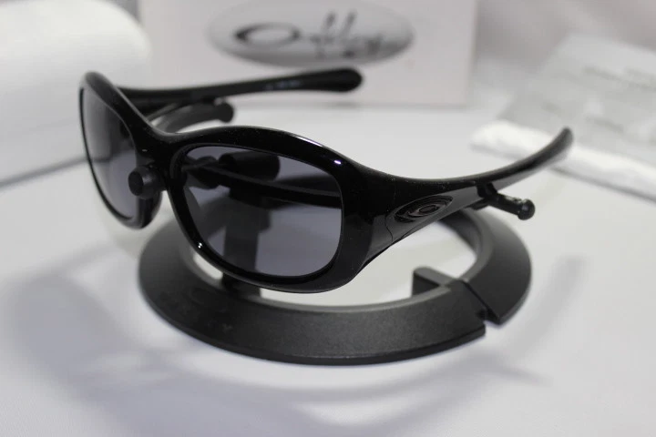 Nuevas gafas de sol Oakley Eternal para mujer serializadas lentes negras/grises 03-390 Foto 1 de 4