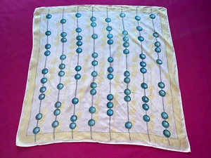 Ancien foulard tour de cou coton  années 1950 " Bouliers  " 55 cm x 53 cm - Imagen 1 de 5