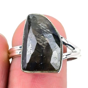 Labradorite Gemstone 925 Solid Silver Friendship Day Statement Birthday New Ring - Picture 1 of 8