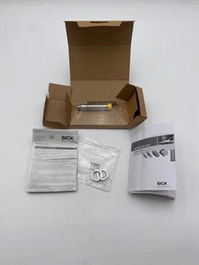 SICK IN40-D0303K inductive proximity sensor w Box and Manual - Picture 1 of 4