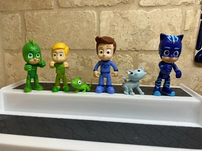 PJ 面具 Greg and CONNOR 角色 Catboy 壁虎英雄 HTF 6 人物和车辆  — 第 1/4 张图片