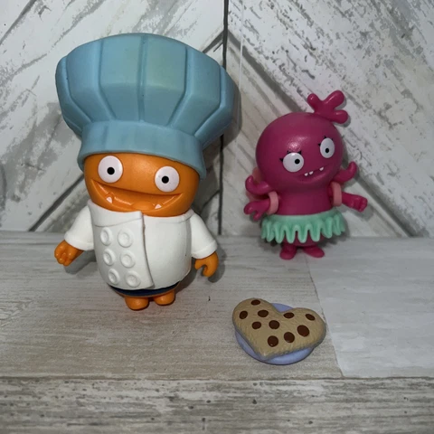 Ugly Dolls Hasbro Savvy Chef Wage With Pizza & Fancy Fairy Moxy Cover